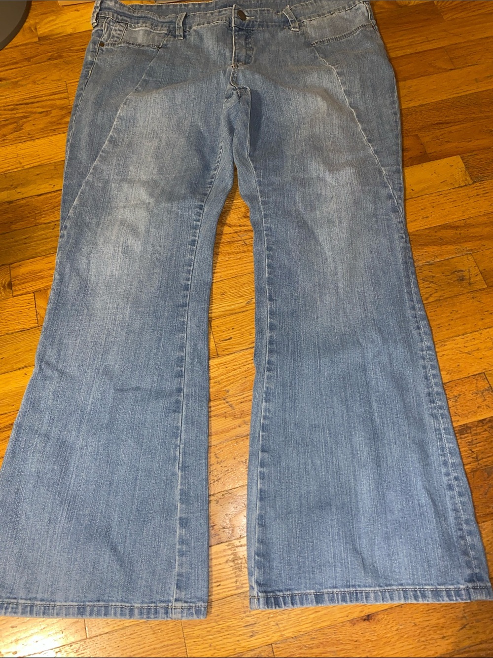 Route 66Women’s Light Blue Flared Jeans 20”W x 30” Inseam Flair 11”